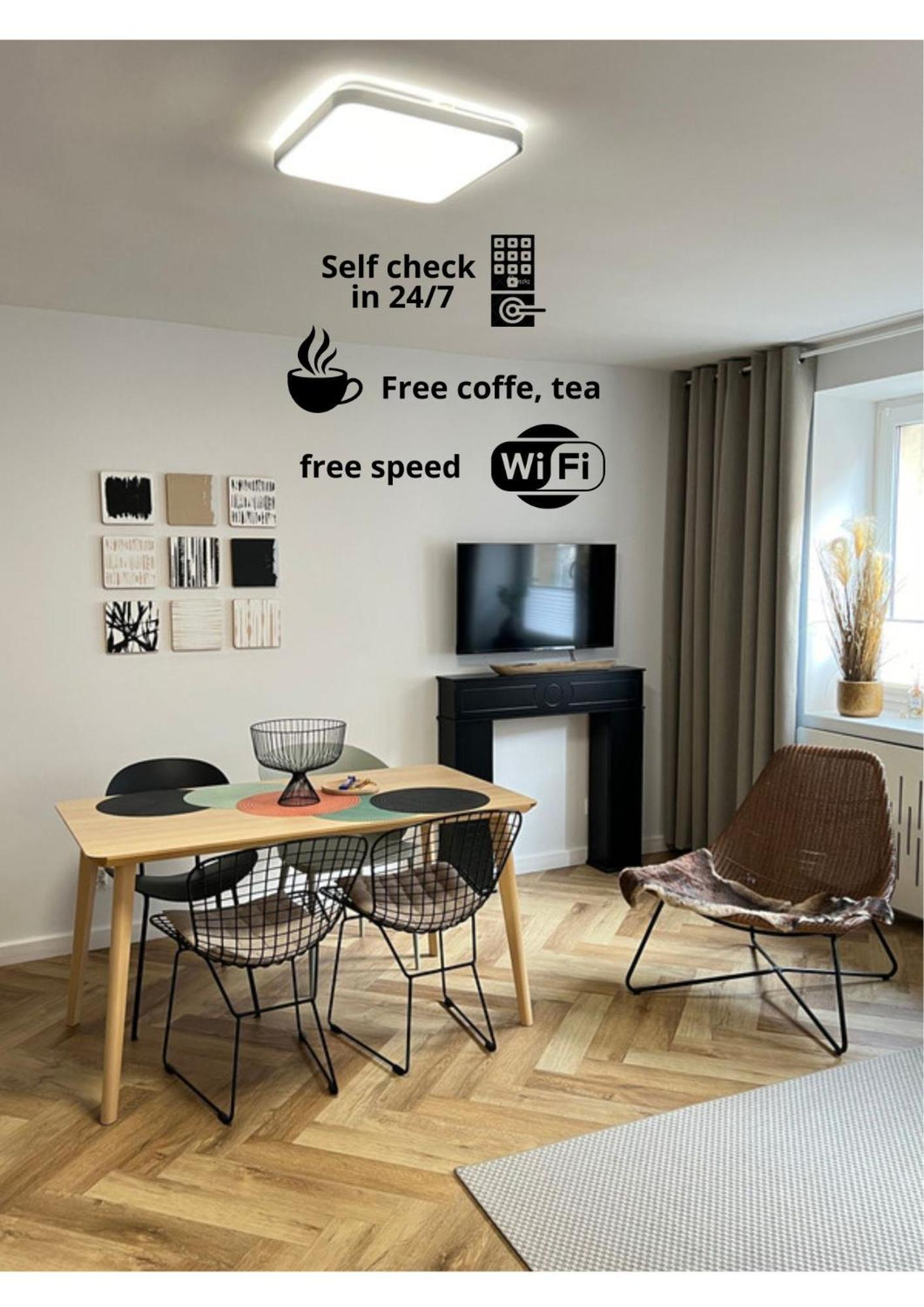Appartamento Tandem In Old Town - 24H Self Check-In Breslavia Esterno foto